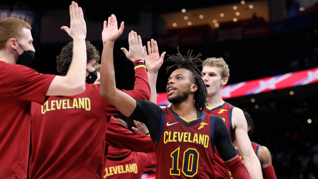 王楚钦为中 王楚钦为中